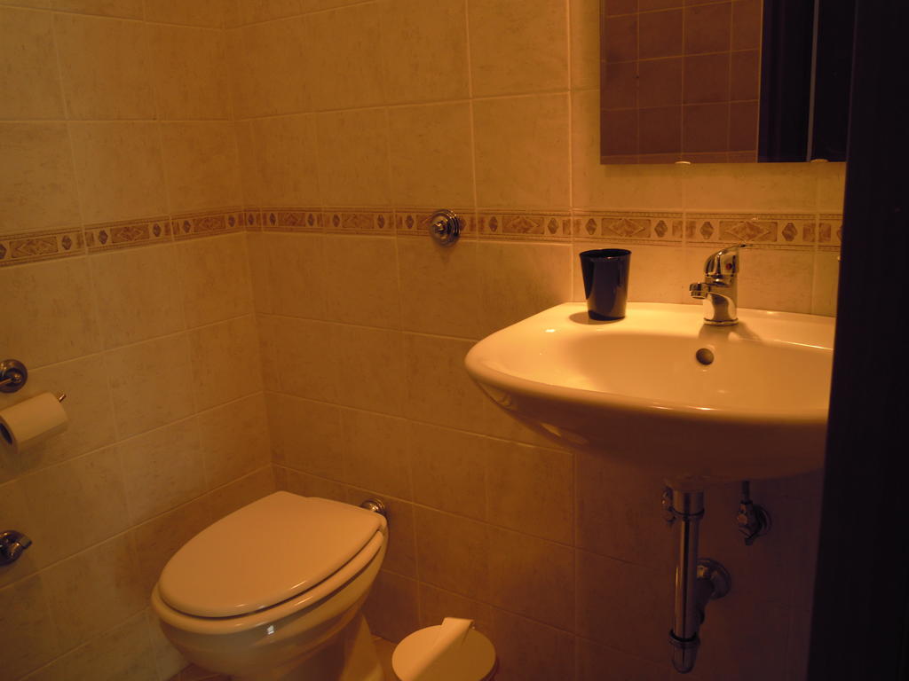 Bed & Breakfast H501 *